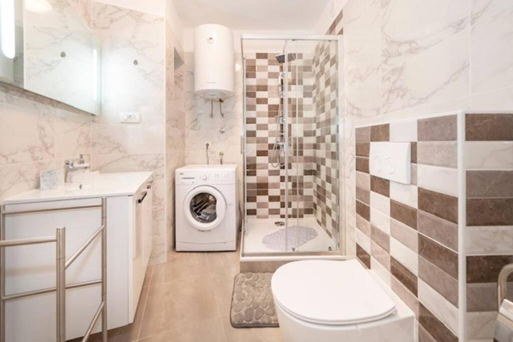 Sea City View W/ 2Bd 1Bt Free Street Parking Fiume Esterno foto